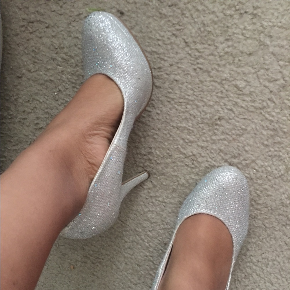 Prom glitter grey heels
